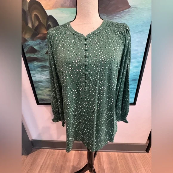 J. Jill Green Long Sleeve Smocked Top with Buttoned Collar - Picture 2 of 8